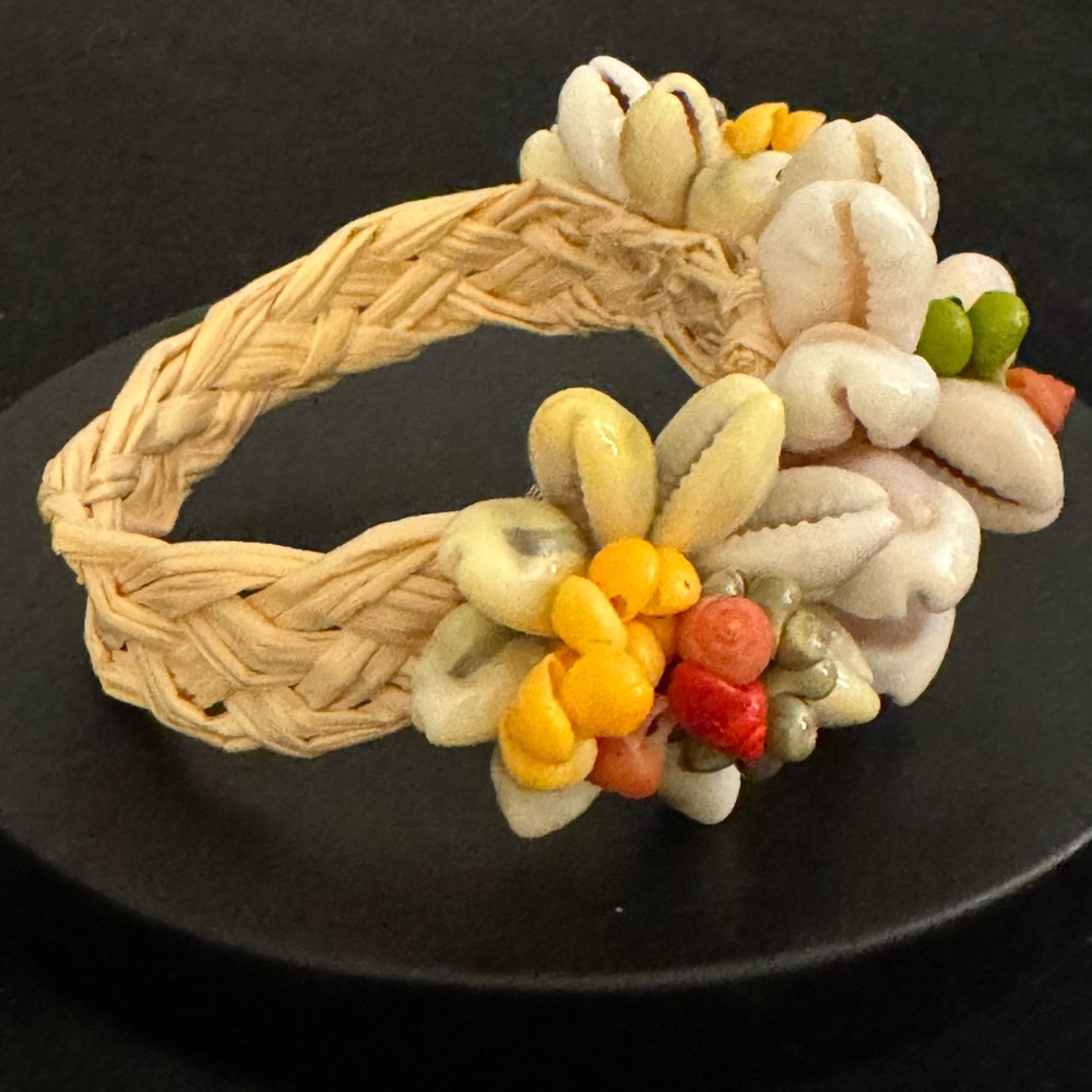 Hawaiian Raffia and Shell Children’s  Bracelet